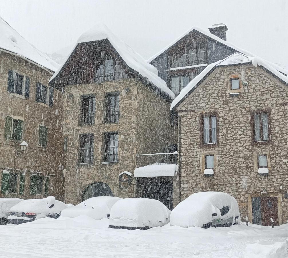 Hotel Valle De Izas Sallent de Gállego Extérieur photo