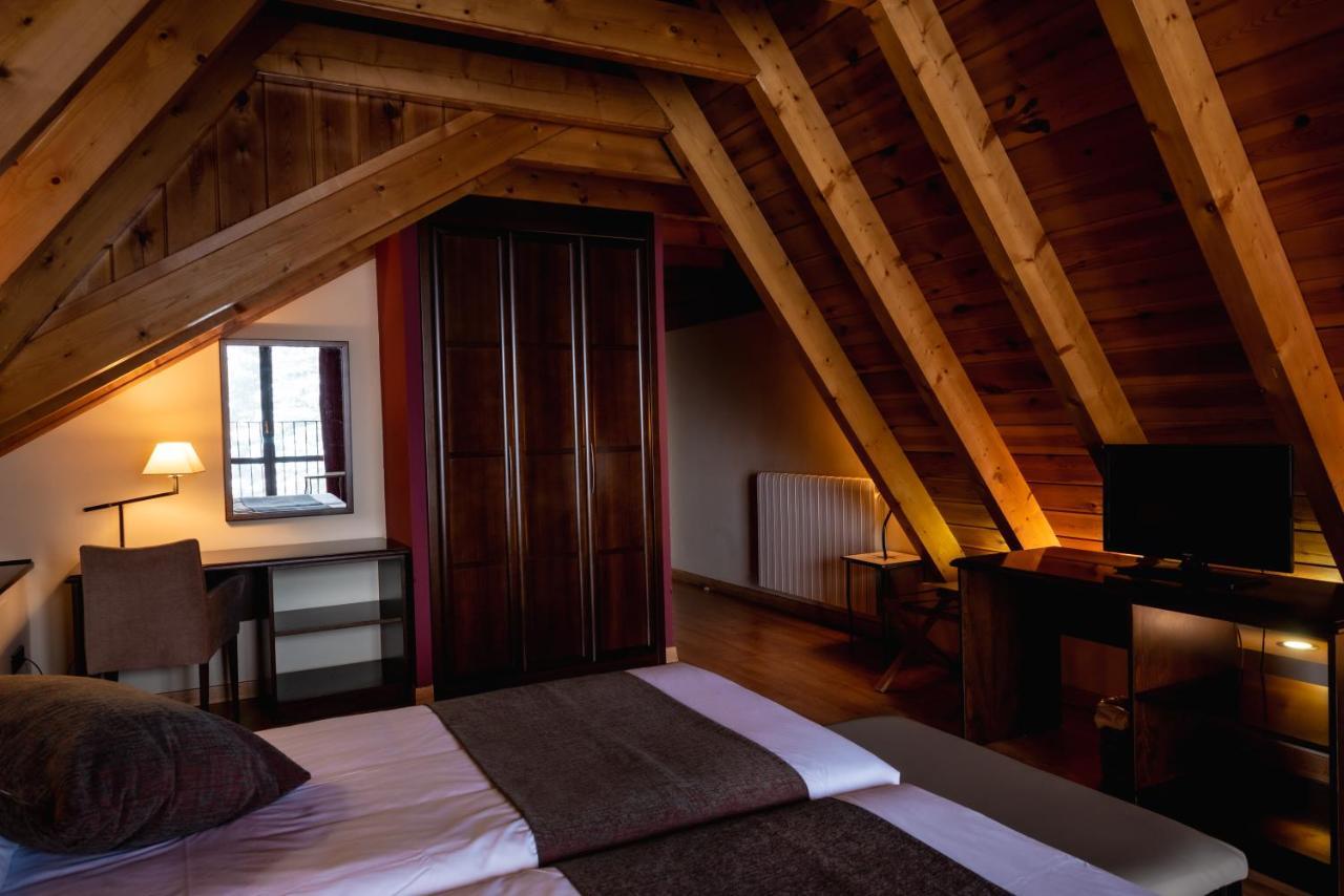 Hotel Valle De Izas Sallent de Gállego Extérieur photo